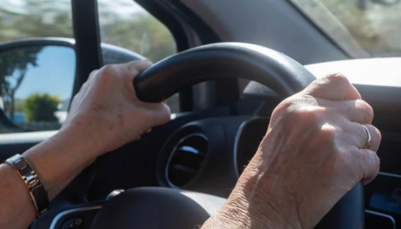 Guida ed età (Depositphotos foto) - www.rally.it