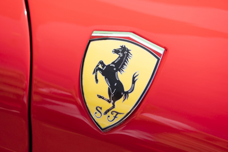 Logo Ferrari esclusivo