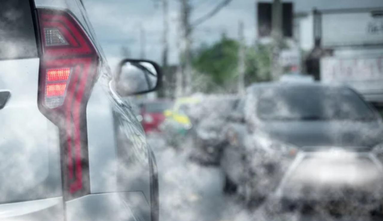 Auto e smog (Depositphotos foto) - www.rally.it