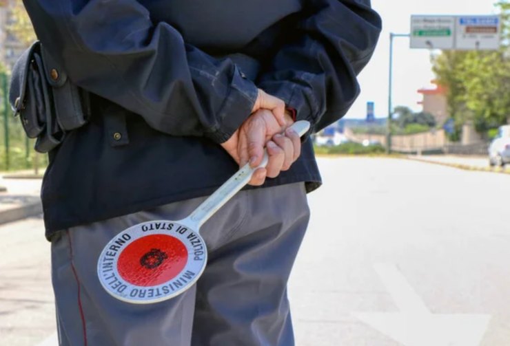 Posto di blocco (Depositphotos foto) - www.rally.it