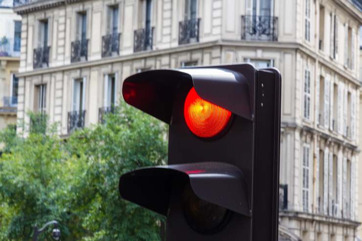 Semaforo rosso città
