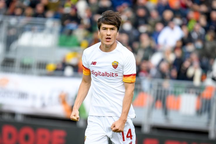 Shomurodov attaccante Roma