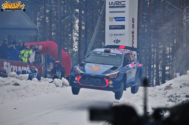 Rally di Svezia, prime conferme: Hyundai con Paddon al posto di Sordo, debutta anche Huttunen