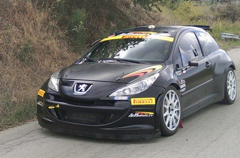 LB Tecnorally e Andrea Nucita alla conquista del CIR su 207 S2000