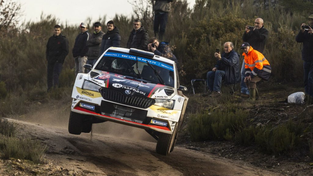 Heikkila al comando al Rally Serras de Fafe