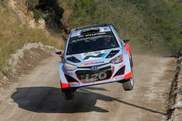 Argentina, PS4: Ogier si riprende la leadership ma Latvala è staccato di soli 5 decimi