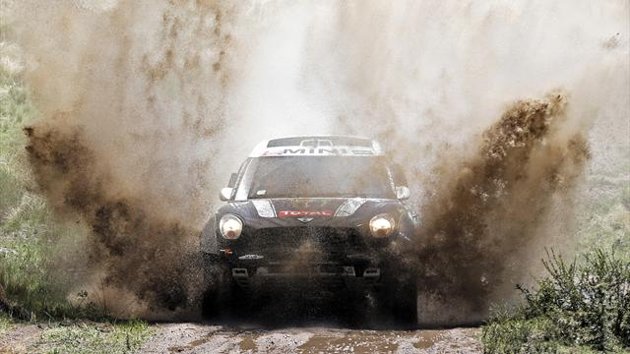 Dakar, 2^ tappa: Peterhansel detta legge, rivali in affanno