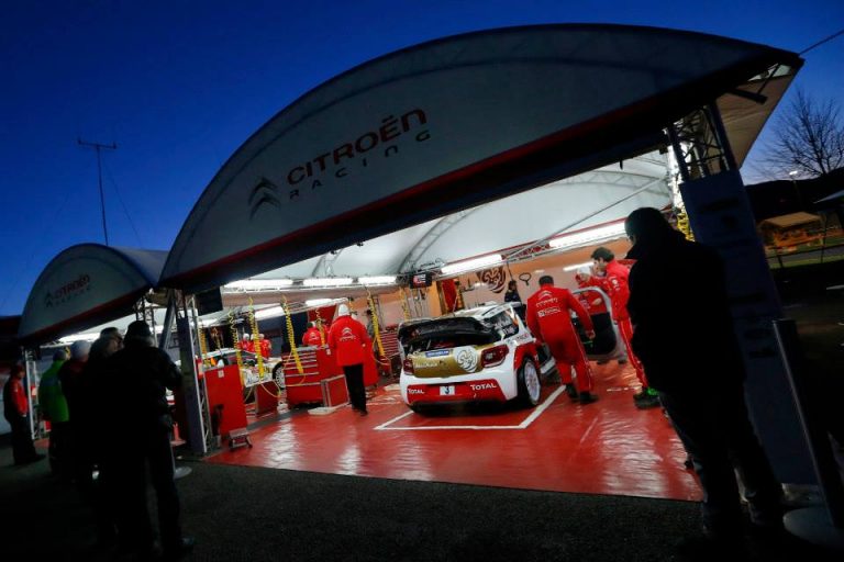 Rally Montecarlo, Curiosità: Le targhe e gli pneumatici delle vetture