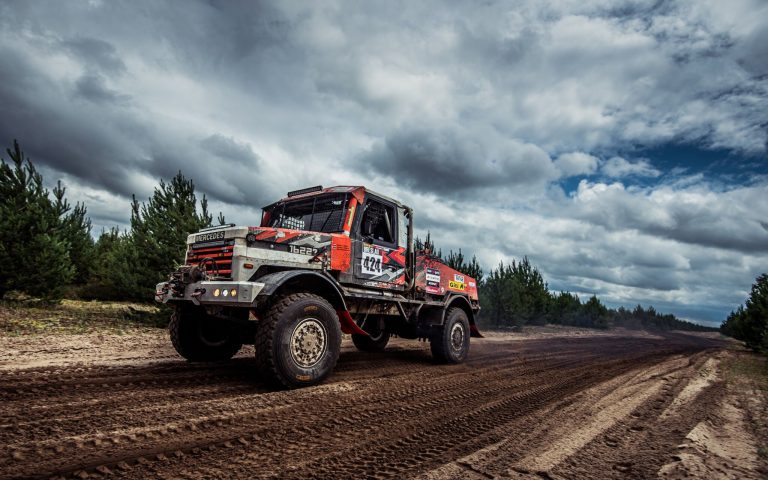 Il Truck Team Holten sponsorizzato Giti porta a termine con successo il Rallye Breslau