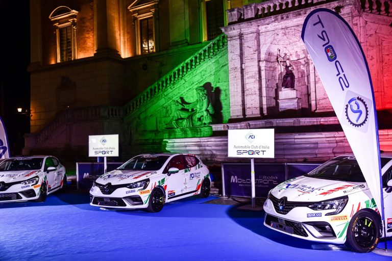 LA CLIO RALLY5 PRONTA AD AFFRONTARE IL CIAR JUNIOR