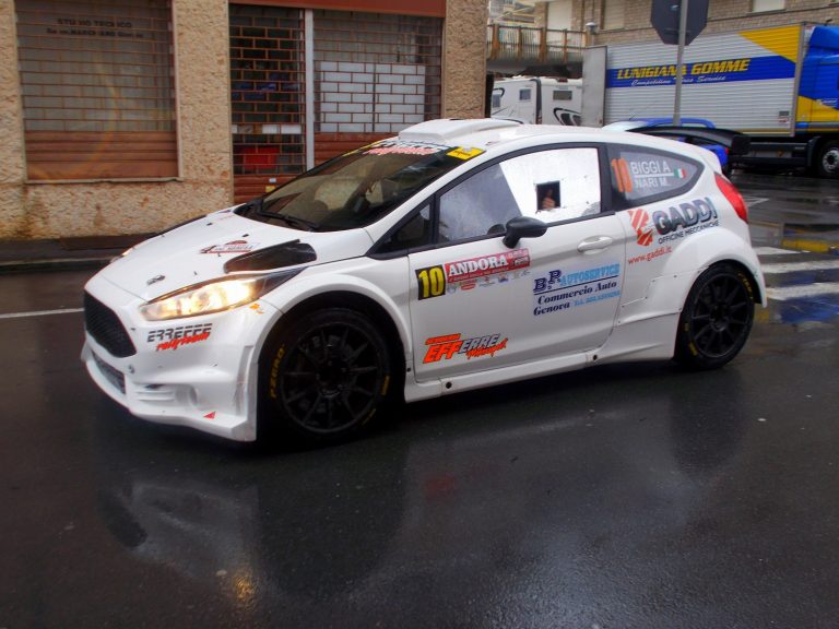 Alberto Biggi apre il Sanremo Leggenda