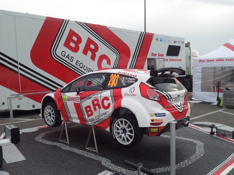 Sanremo: Dopo PS4 comanda Basso, Ritiro per Andreucci e Rossetti