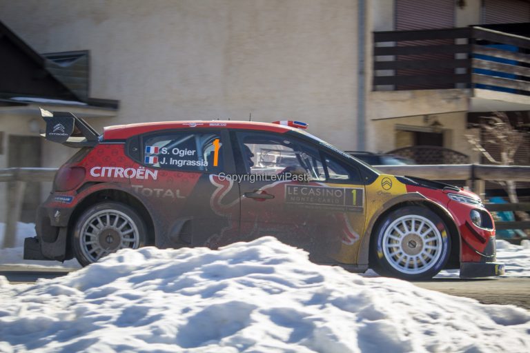 La Citroen in Sardegna tra dubbi e speranze