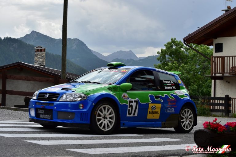 Winners Rally Team ne schiera otto, tra “Rally des Alpes” e “Lanterna”.