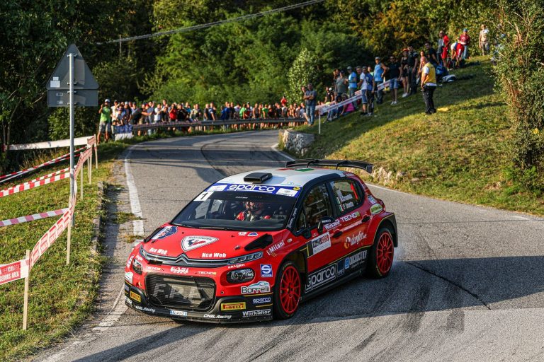 Crugnola subito al comando del Rally 1000 Miglia