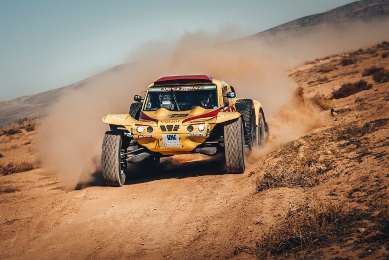 Africa Eco Race – Botturi e Laure ancora leader dopo la 2° tappa