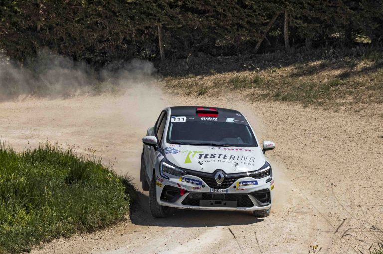 NDM TECNO BRILLA NEL CIRT CON LA RENAULT CLIO RALLY5