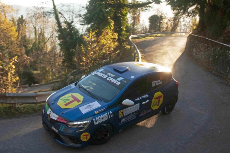 NDM Tecno sfortunata al Ciocchetto con la Renault Clio Rally5