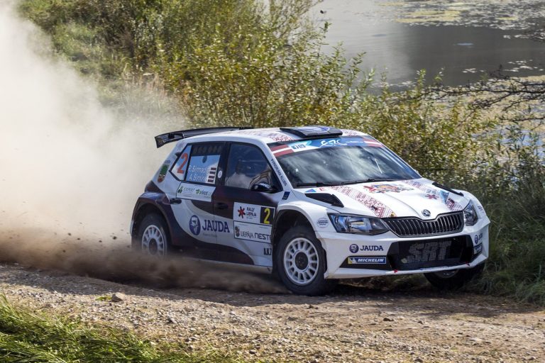 ERC: Sirmacis comanda la prima tappa