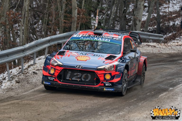 Thierry Neuville carico: ” Ho sempre avuto la meglio contro i miei compagni di squadra”