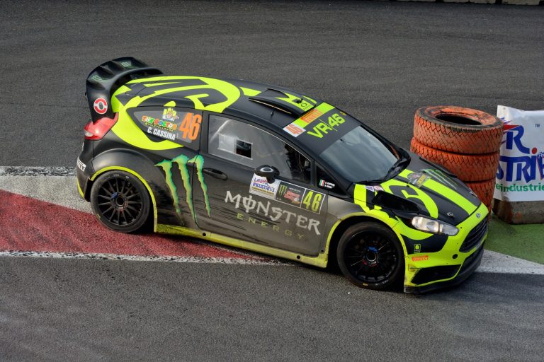 Monza Rally Show: Valentino Rossi e Tony Cairoli sfidano gli specialisti del WRC