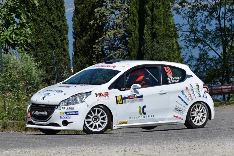 SARÀ L’EQUIPAGGIO SARESERA-TAUFER A RAPPRESENTARE LA LEONESSA CORSE AL RALLY 1000 MIGLIA