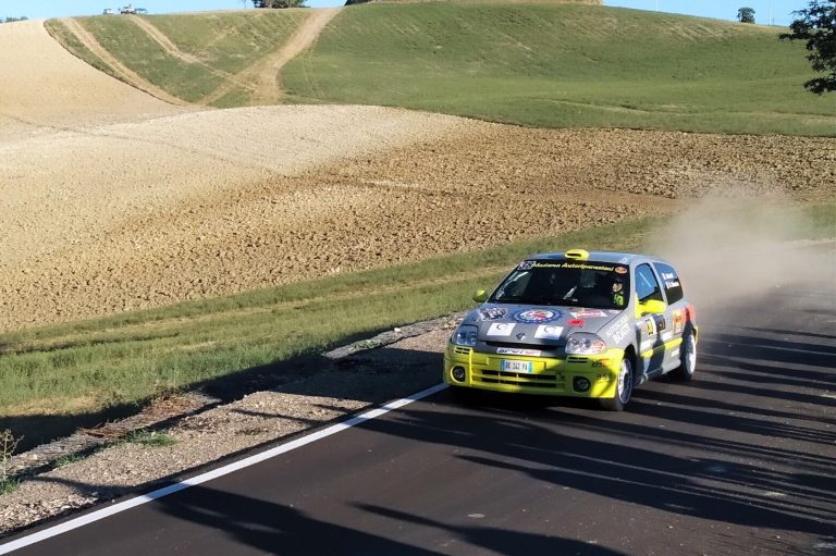 Efferre vittoriosa tra le scuderie al Rally Valli Oltrepo’