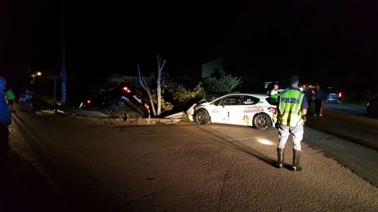 Equipaggio in sosta investito da una vettura sulla provinciale per Pico