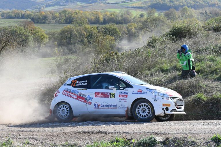 Lucchesi vince il trofeo Peugeot 208 Rally Cup