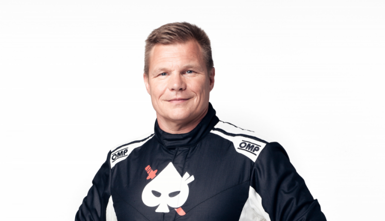 Mika Salo tra le star al via dell’Arctic Rally