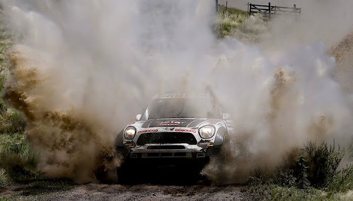 Dakar, 8^ tappa: Al Attiyah e Despres, dall’incudine al martello