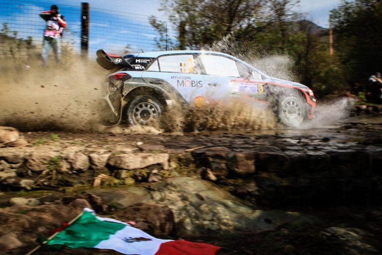 La Hyundai Motorsport alla prova messicana