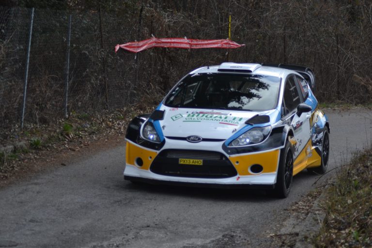 1000 Miglia a Rossetti. Chentre primo leader del Campionato Italiano WRC