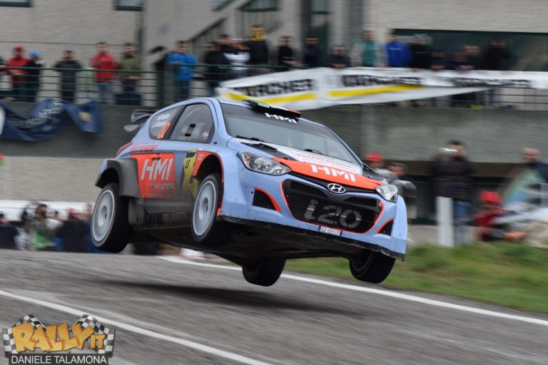 Hayden Paddon e Jari Matti Latvala show – Rallylegend 2015