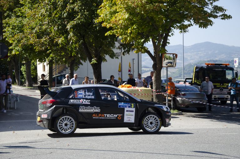 Raschi e Selva vincono il Rally Bianco e Azzurro