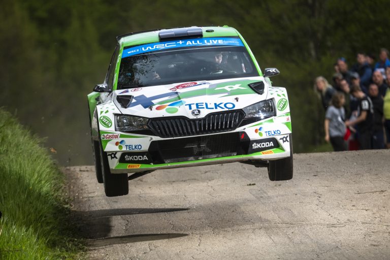 In Giappone si decide il WRC2: il favorito è Lindholm!