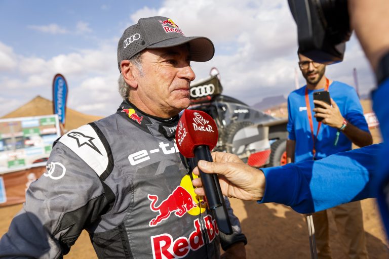 Dakar – Ford fa sul serio e vuole Sainz ed Ekström per il 2025
