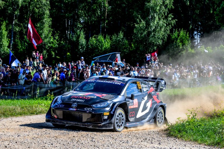 WRC Rally Lettonia – Rovanpera senza rivali, Tanak infiamma il Mondiale