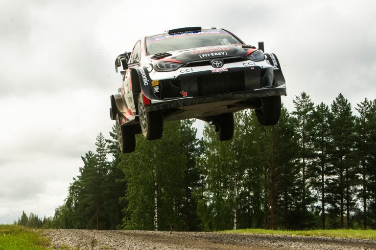 Kalle Rovanpera in testa al Rally di Finlandia
