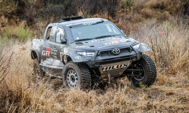 Dakar 2022 – Toyota già avanti con lo sviluppo dell’Hilux V6 turbo!