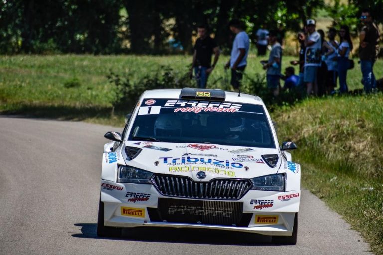 ERREFFE RALLY TEAM SCHIERA OTTO VETTURE PER COPPA VALTELLINA E RALLY DI  PICO