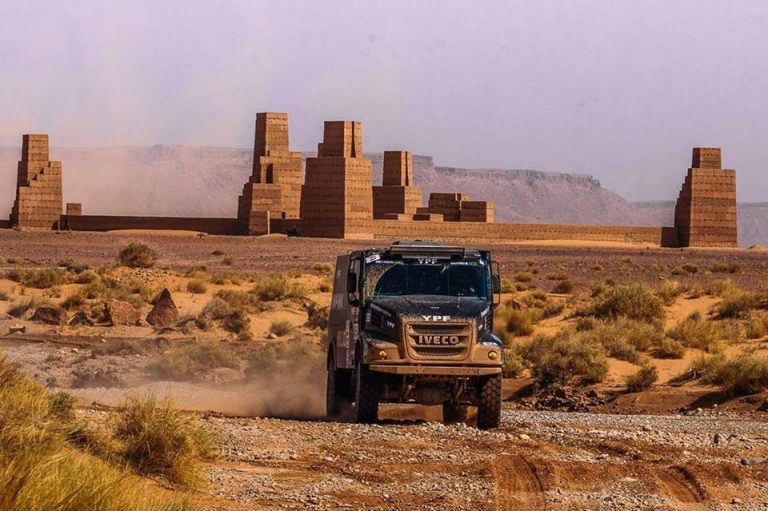 Dakar 2019 – Villagra, Van Genugten e Van den Heuvel con De Rooy-Iveco