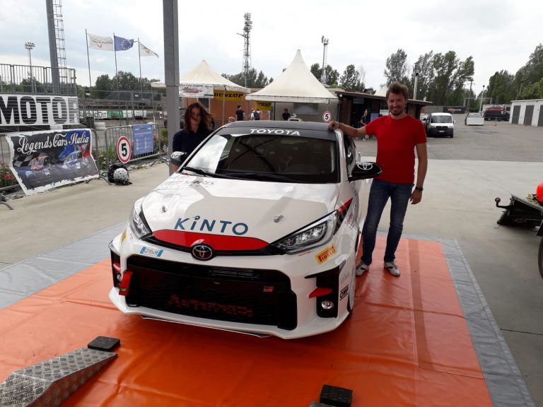 Sangermani testa la nuova GR Yaris