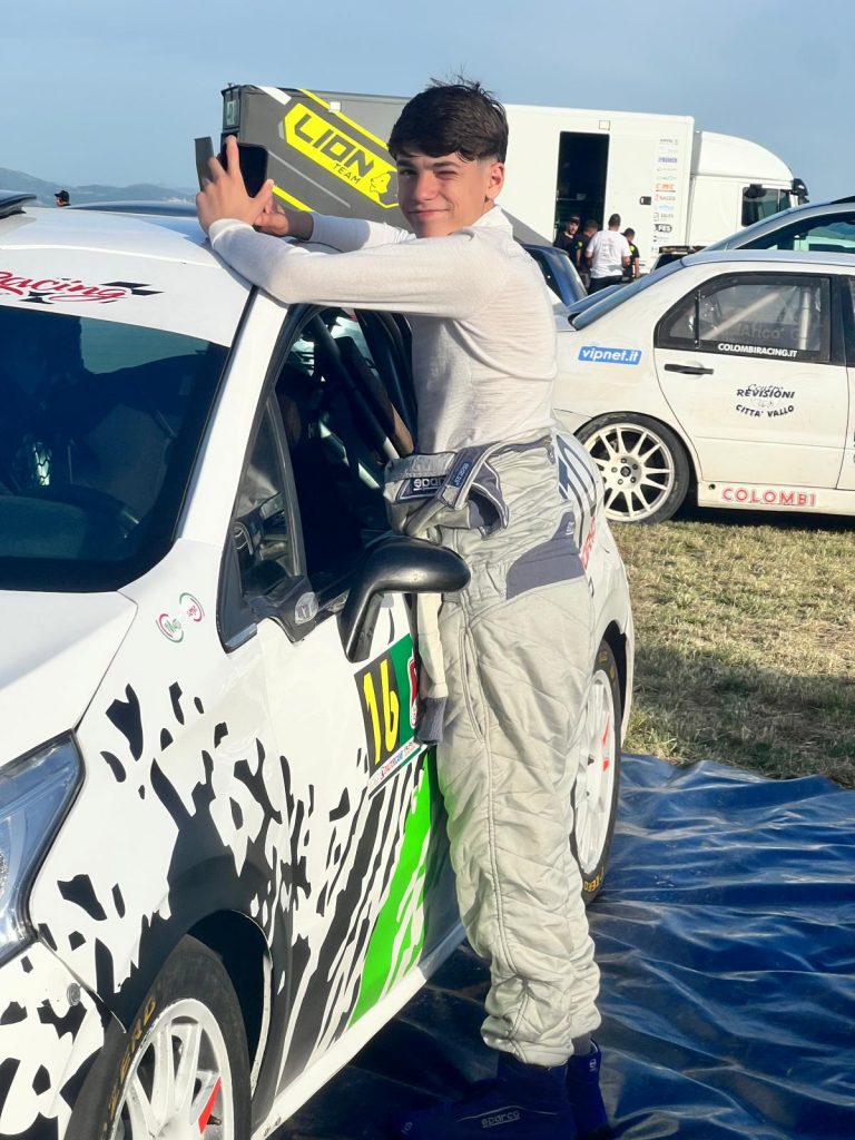 Il 15enne Giuseppe Troiano Jr ci prova nei Rally