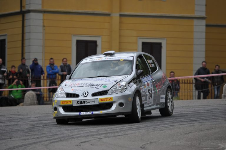 IRC: iniziano i trofei Renault