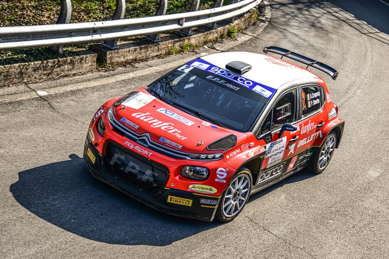 Super Crugnola-Ometto su Citroen C3 Rally2, in testa al Ciocco