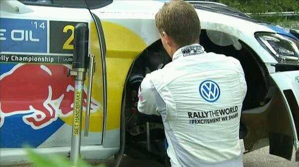 Rally di Finlandia : Jari-Matti ha qualche problema