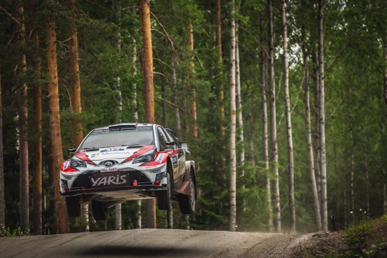 Rally di Finlandia: Lappi di gioia ad Ouninpohja, Latvala si Ferm