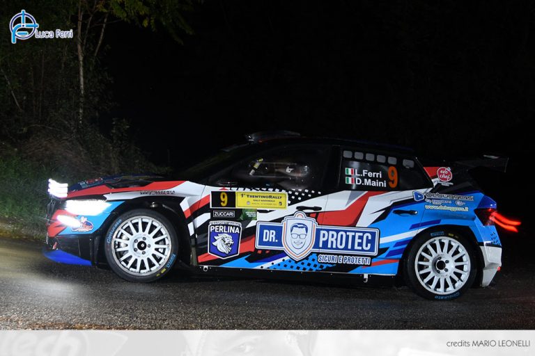 Il Trentino frena la prima di Ferri sulla Fabia RS