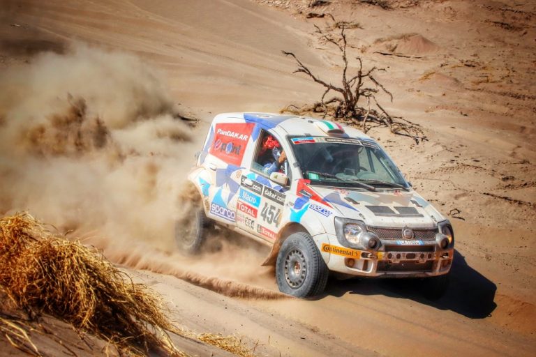 5ª tappa: la strada è lunga e dura, ma la PanDAKAR non si ferma